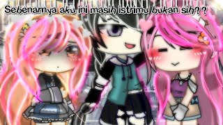 Download lagu 'Sebenarnya aku ini masih istrimu bukan sih'part 2//gacha club//gcmm mp3