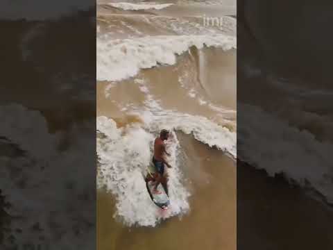 Pedro Scooby visita o Maranhão e surfa na Pororoca de Anajatuba: “a onda é muito irada”