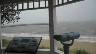 preview picture of video 'Tropical Storm Hanna at Gloucester Point'