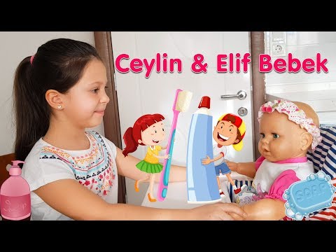 Ceylin, Elif Bebeğe Temizlik Kurallarını Öğretiyor - Little baby Elif, learns cleaning rules