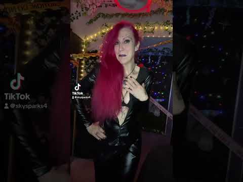 Hi stalker #shortstiktok #halloween #satiricalhumour