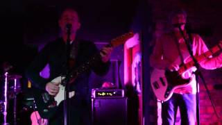 Beecake - Ball of earth live in Glasgow