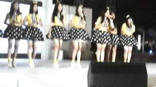 Download lagu Teenebelle - Pelangi at Central Park mp3