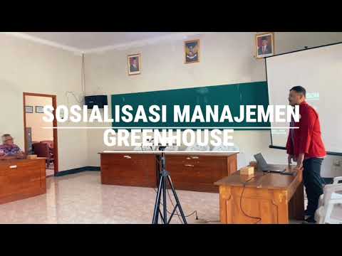  Sosialisasi Manajemen Greenhouse oleh Mahasiswa KKNT Telkom University Purwokerto kepada Pengurus KWT