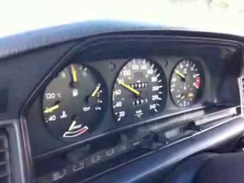 Mercedes 190 E 2.6 V6 - Driving and acceleration 0-170 kick down