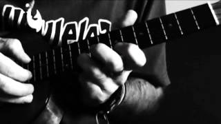 Passa al lato oscuro dell'ukulele