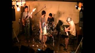 Daily Play / Mr. Elephants  Live at mona records