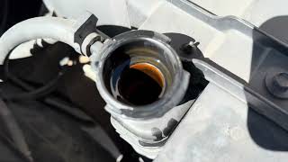 Jennifer's 1994 Chevrolet C1500 - Finding the coolant leak