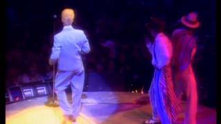 David Bowie Golden Years &#39;83 Live Vancouver