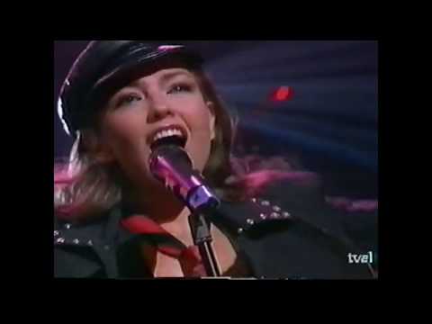 Thalia The Legend - A Quien Le Importa - MSI España 2002 (HD)