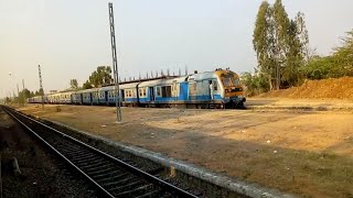 preview picture of video 'Single Line Crossing Trains | MAHBUBNAGAR - KACHEGUDA DEMU Crossing KACHEGUDA - GUNTUR DEMU'