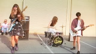 The Courtneys - Silver Velvet (Official Music Video)