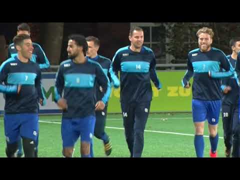 Vijf Volendammers van De Dijk spelen tegen Ajax in hun oude stadion in Volendam