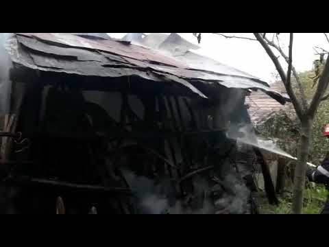 INCENDIU LA UN GRAJD DIN COMUNA STÂLPENI (ARGEȘ)