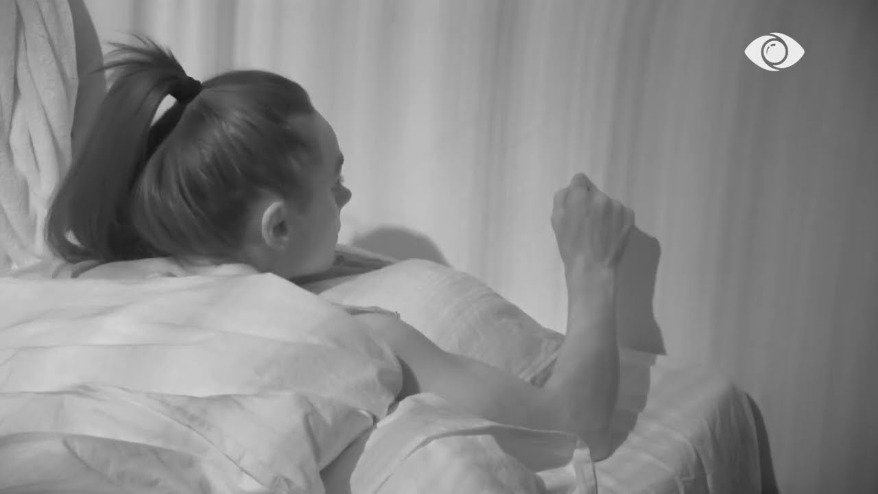 Egli vizaton imazhe tek koka e krevatit