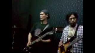 Download lagu Maafkanlah mp3