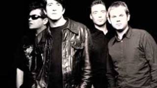 Rialto-Lipstick letters