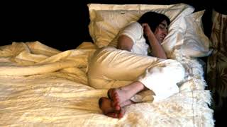 I&#39;m so tired - The Beatles LYRICS/LETRA) [Original]