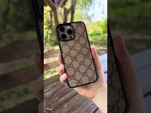 Чехол с принтом Guess IPhone 11 - фото 1 - id-p2656962019