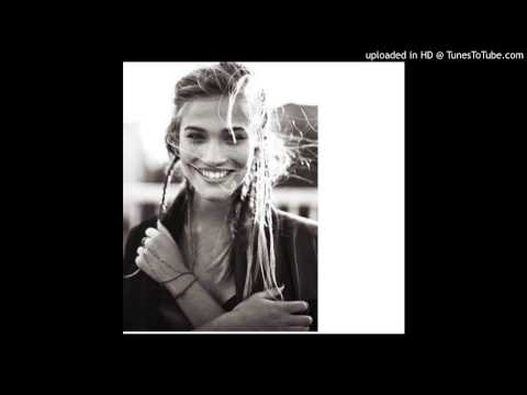 Cro vs. Gorillaz vs. Bobby Heb - Sunny, Happy #43