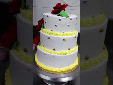 Red rose vanilla buttercream cake new disen #shorts#
