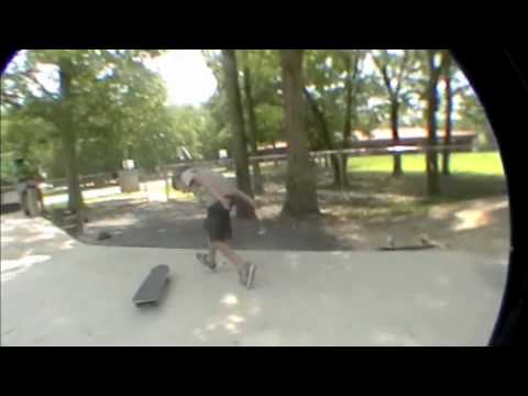 LITTLE KID V.S. BIG RAIL