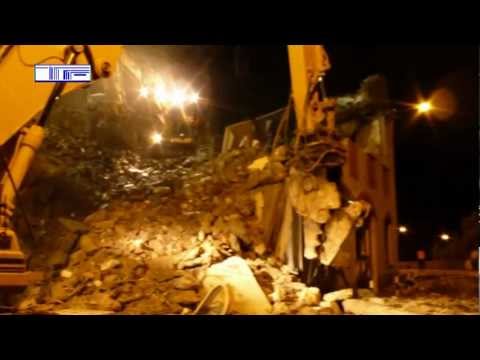 download lagu mp3 mp4 Autodemolizioni Chiavari, download lagu Autodemolizioni Chiavari gratis, unduh video klip Autodemolizioni Chiavari