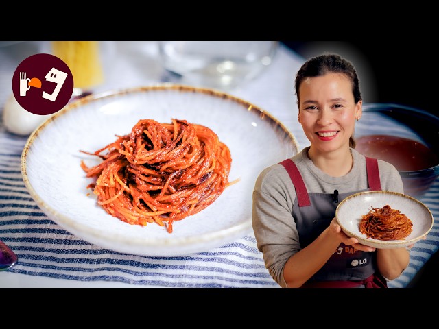 Spaghetti all'Assassina (La pasta italiana que se cocina en la sartén)