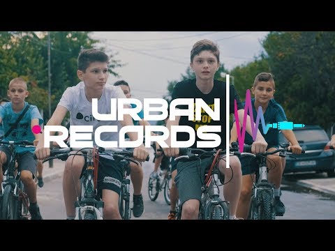 download lagu mp3 mp4 Milion, download lagu Milion gratis, unduh video klip Download Milion Mp3 dan Mp4 Full Gratis