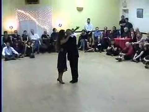  Maria Plazaola  and  Carlos Gavito  are  dancing  to  the  tango  "  Bordoneo y 900  "