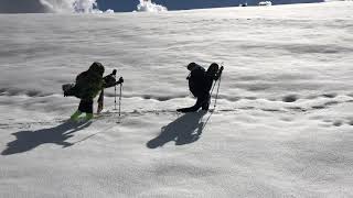 preview picture of video 'Flowers and Dylan Postholing'