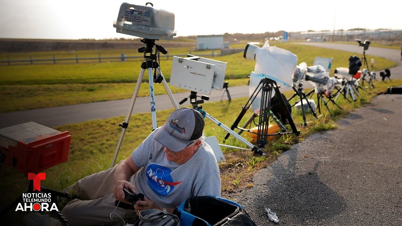 El lanzamiento de Artemis II impulsa ventas cerca del Centro Espacial Kennedy | Noticias Telemundo