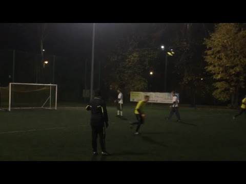 22.11 The Crazy Gang (żółte) - Mateco Huby (białe)