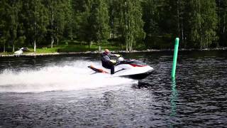 preview picture of video 'Jet ski driving in Finland'