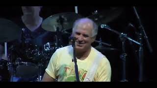 Jimmy Buffett cover of &quot;Bama Breeze&quot; live 2007.