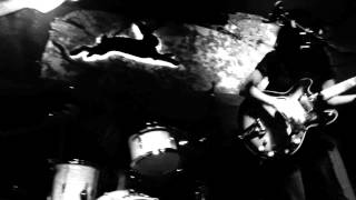 L.A. Witch 'Kill My Baby Tonight'.