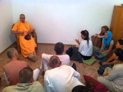 Niranjana Swami -- Meeting with disciples in Almaty -- September 1, 2013