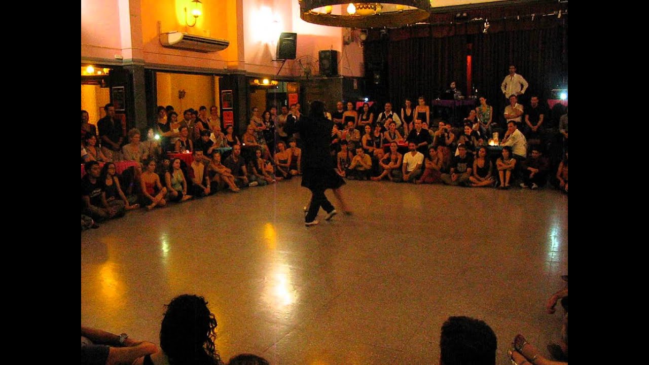 JULIO BALMACEDA y CORINA DE LA ROSA en Viva La Pepa! milonga (1/4)