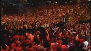 Eddie Dee Ft. La Secta - La Locura Automatica (Official Video Live)