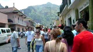 preview picture of video 'Por las calles de Tepoztlan'