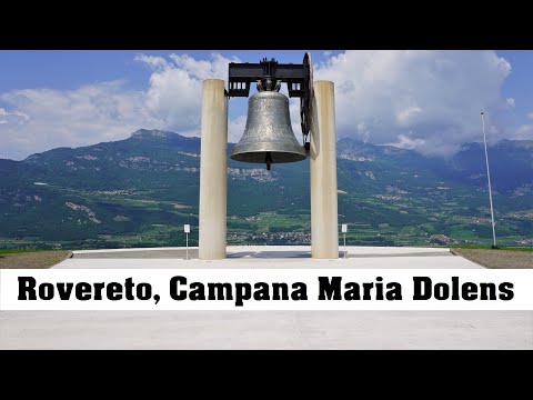 ROVERETO (I), Läuten der Gefallenenglocke/Campana dei Caduti (Maria Dolens)