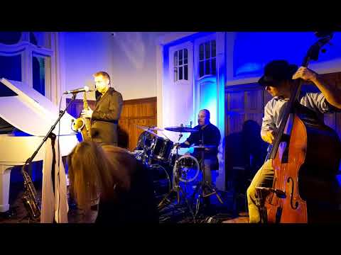 Doris Day Band - Spím