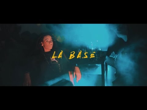 Vicky R - La Base (Clip Officiel)