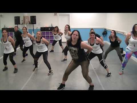 Chicle by Antonio Asfura ~ al RITMO with Claudia