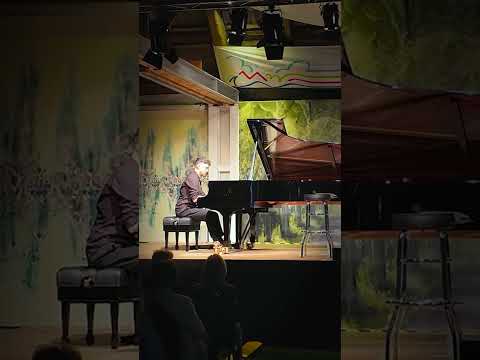 Tim Allhoff - Blackbird (live)