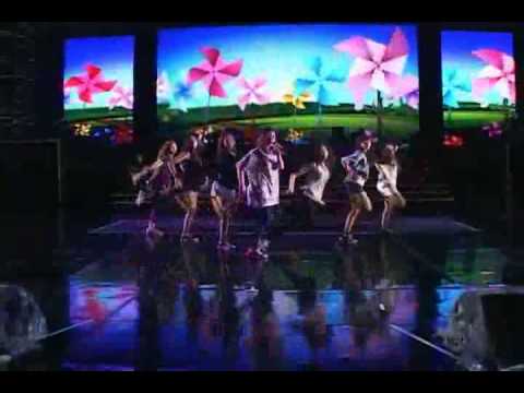 [RUS SUB] A Pink slipped on the stage for United Cube Concert