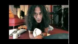 Download lagu Slank - Ku Di Negri Orang ( I SLANK U 2012 ) mp3