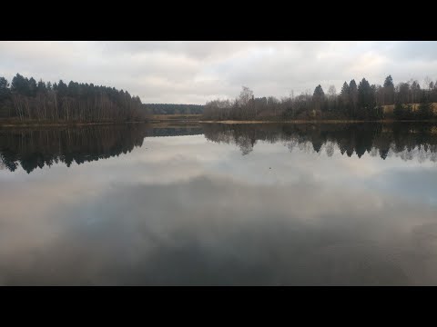 Singender See | Steinehüpfen auf Eis | 2019 | 4K