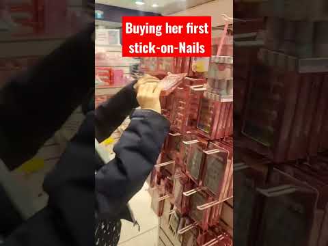 Naseema Buying her first stick on nails 💅 😍 🤪
