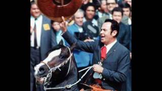 CORRIDO AL CHARRO DE MEXICO "Antonio Aguilar" --Juan Carlos Guzman "El zacatecano" Con Banda